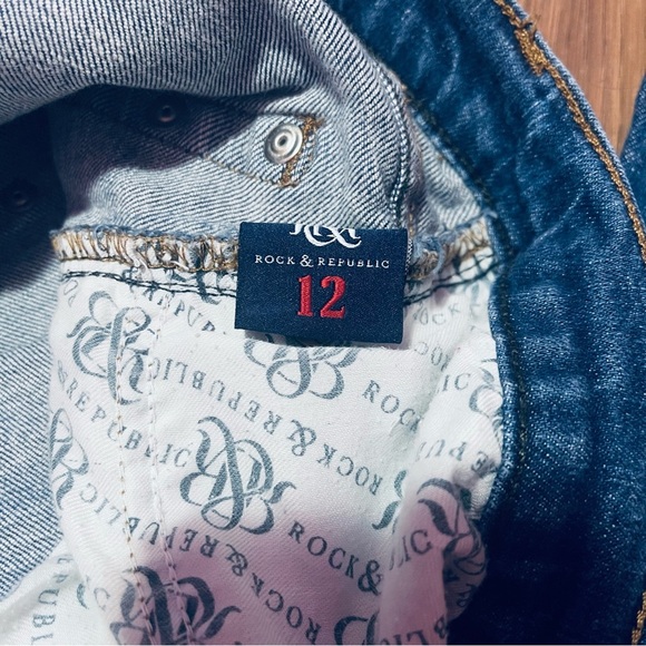 Rock & Republic Jeans Women’s Size 12 US Blue Denim Studded Kasandra Bootcut - Picture 9 of 14